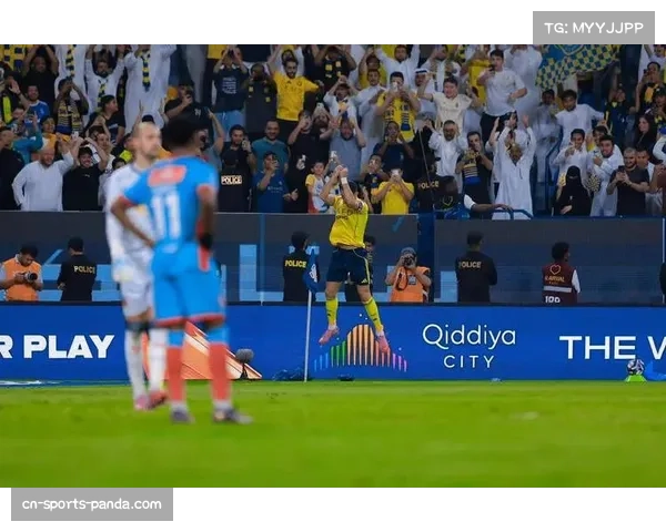 菲利克斯与热苏斯联手包揽月度双奖 双核领衔欧洲足坛闪耀舞台